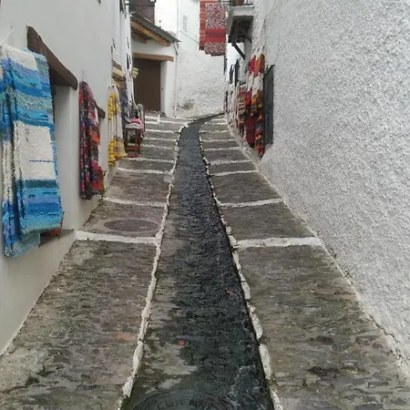 Casa Rural Vata Pampaneira Alpujarra Apartment *